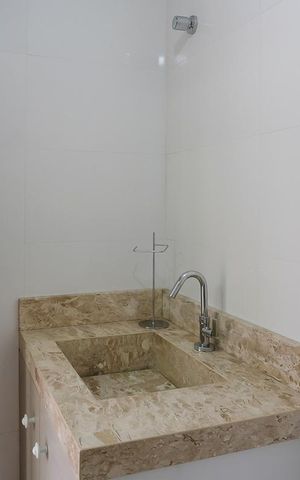 Casa à venda com 220m², 3 quartos e 4 vagasLavabo quintal