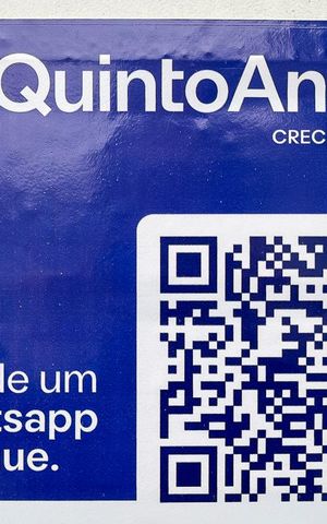 Casa à venda com 220m², 3 quartos e 4 vagasPlaca