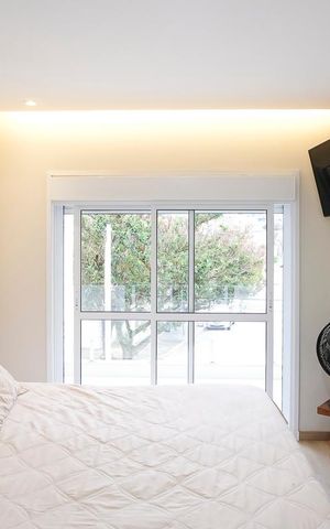 Casa à venda com 220m², 3 quartos e 4 vagasSuíte