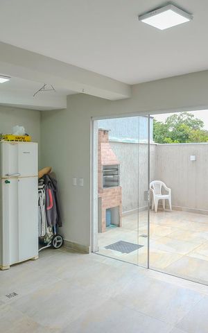 Casa à venda com 220m², 3 quartos e 4 vagasQuintal