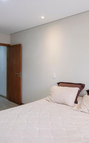 Casa à venda com 220m², 3 quartos e 4 vagasSuíte
