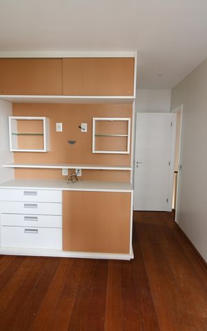 Apartamento à venda com 186m², 3 quartos e 2 vagasSuíte 1