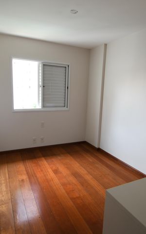 Apartamento à venda com 186m², 3 quartos e 2 vagasSuíte 1