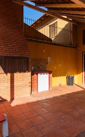 Casa de condomínio à venda com 65m², 2 quartos e 1 vaga Casa de condomínio à venda com 65m², 2 quartos e 1 vagaÁrea comum - Churrasqueira
