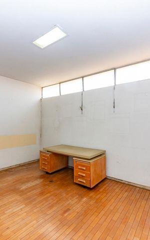 Casa à venda com 400m², 4 quartos e 4 vagasEscritório