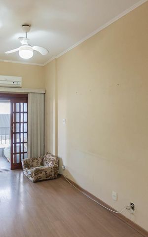 Apartamento à venda com 90m², 2 quartos e 2 vagasSala