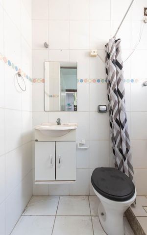Apartamento à venda com 90m², 2 quartos e 2 vagasBanheiro de serviço