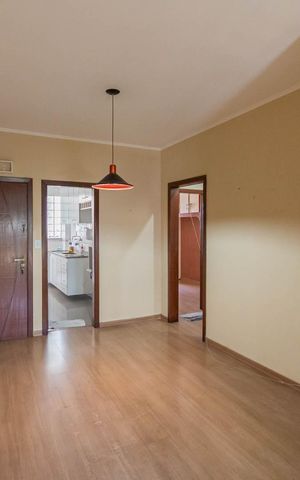 Apartamento à venda com 90m², 2 quartos e 2 vagasSala