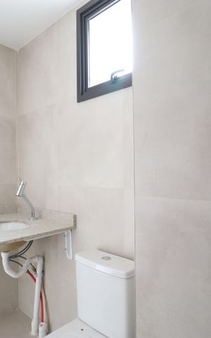 Apartamento à venda com 141m², 3 quartos e 2 vagasBanheiro da Suíte 1