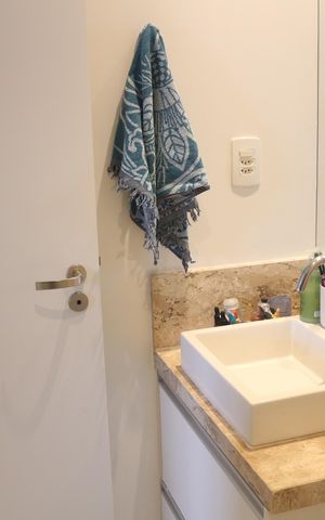 Apartamento à venda com 58m², 2 quartos e 1 vagaBanheiro da Suíte 1