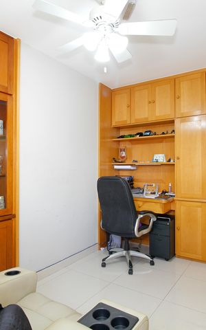 Apartamento à venda com 135m², 3 quartos e 2 vagas Apartamento à venda com 135m², 3 quartos e 2 vagasQuarto 1