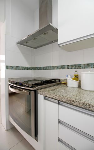 Apartamento à venda com 135m², 3 quartos e 2 vagas Apartamento à venda com 135m², 3 quartos e 2 vagasCozinha