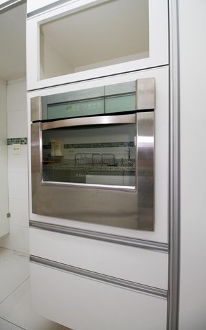 Apartamento à venda com 135m², 3 quartos e 2 vagas Apartamento à venda com 135m², 3 quartos e 2 vagasCozinha