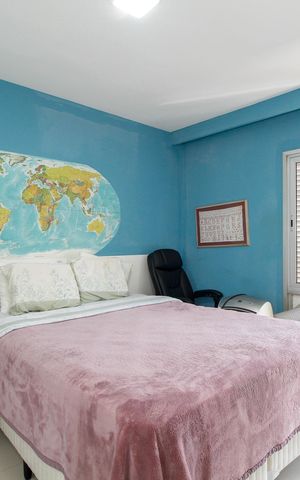 Apartamento à venda com 135m², 3 quartos e 2 vagas Apartamento à venda com 135m², 3 quartos e 2 vagasSuíte