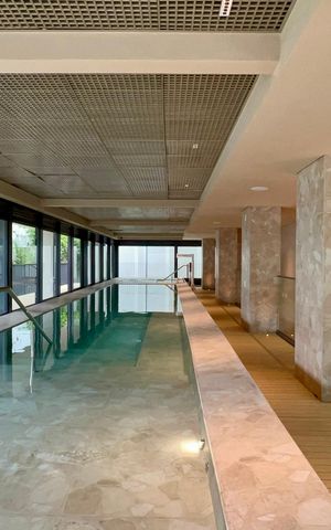 Apartamento à venda com 316m², 4 quartos e 2 vagas Apartamento à venda com 316m², 4 quartos e 2 vagasPiscina Coberta