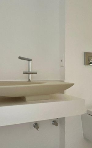 Apartamento à venda com 316m², 4 quartos e 2 vagas Apartamento à venda com 316m², 4 quartos e 2 vagasBanheiro da Suíte 2