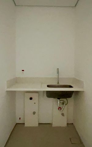 Apartamento à venda com 316m², 4 quartos e 2 vagas Apartamento à venda com 316m², 4 quartos e 2 vagasÁrea de Serviço
