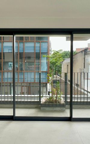 Apartamento à venda com 316m², 4 quartos e 2 vagas Apartamento à venda com 316m², 4 quartos e 2 vagasVaranda