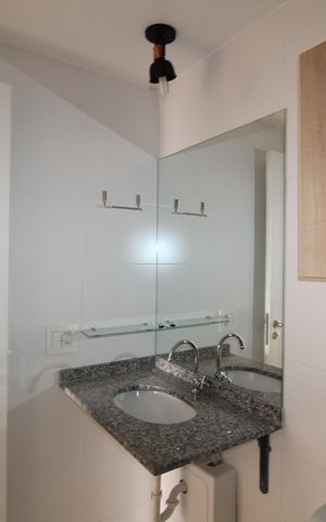 Apartamento à venda com 57m², 2 quartos e 1 vagaBanheiro