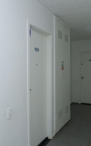 Apartamento para alugar com 43m², 2 quartos e sem vagaÁrea comum - Saguão do andar