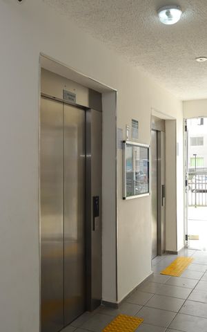 Apartamento para alugar com 43m², 2 quartos e sem vagaÁrea comum - Saguão do prédio