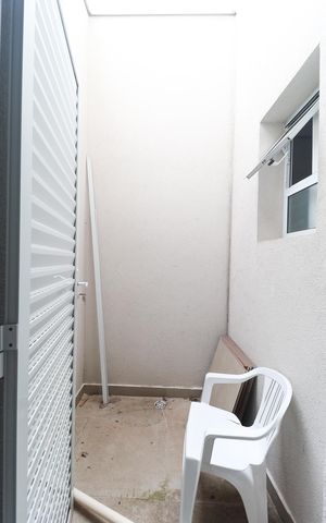 Apartamento à venda com 49m², 2 quartos e sem vaga Apartamento à venda com 49m², 2 quartos e sem vagaÁrea de Serviço