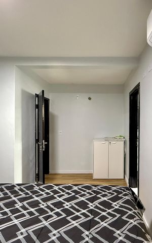 Casa à venda com 160m², 4 quartos e 2 vagas Casa à venda com 160m², 4 quartos e 2 vagasSuíte