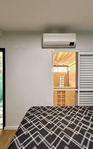 Casa à venda com 160m², 4 quartos e 2 vagas Casa à venda com 160m², 4 quartos e 2 vagasSuíte