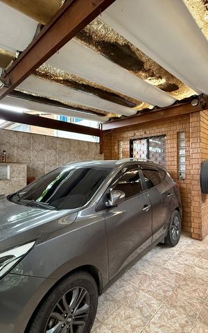 Casa à venda com 160m², 4 quartos e 2 vagas Casa à venda com 160m², 4 quartos e 2 vagasGaragem