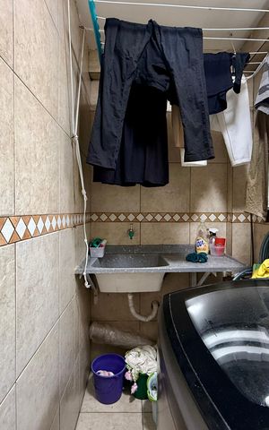 Casa à venda com 160m², 4 quartos e 2 vagas Casa à venda com 160m², 4 quartos e 2 vagasÁrea de Serviço
