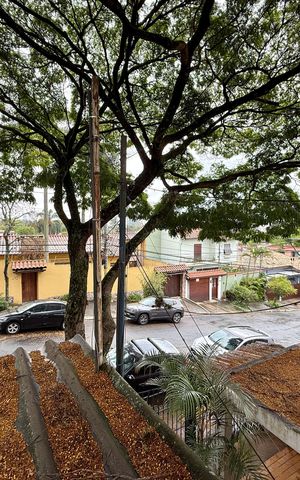 Casa à venda com 160m², 4 quartos e 2 vagas