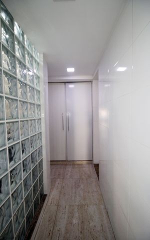 Casa à venda com 600m², 4 quartos e 7 vagasDespensa