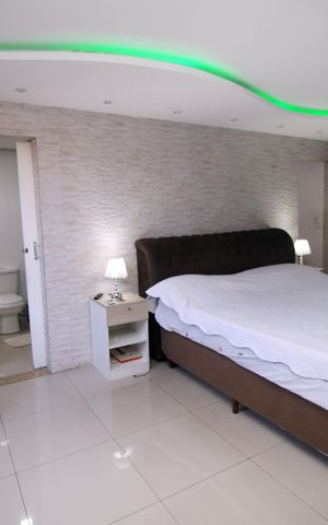 Casa à venda com 600m², 4 quartos e 7 vagasSuíte