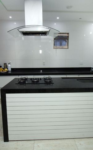 Casa à venda com 600m², 4 quartos e 7 vagasCozinha
