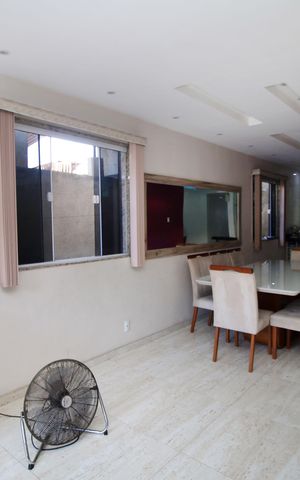 Casa à venda com 600m², 4 quartos e 7 vagasSala de Jantar