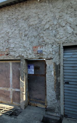 Casa à venda com 600m², 4 quartos e 7 vagasFachada