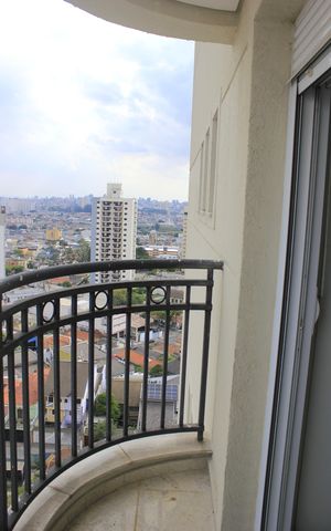Apartamento à venda com 151m², 3 quartos e 3 vagasVaranda da Suíte 1