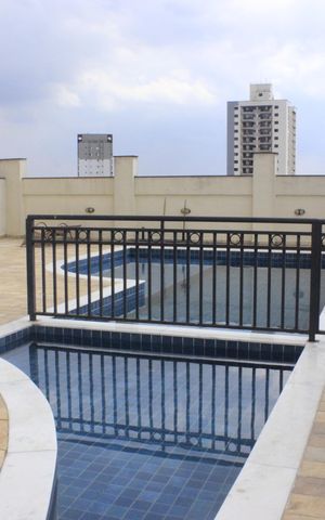 Apartamento à venda com 151m², 3 quartos e 3 vagasÁrea comum - Piscina
