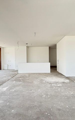 Apartamento à venda com 191m², 3 quartos e 3 vagas Apartamento à venda com 191m², 3 quartos e 3 vagasSala/Cozinha