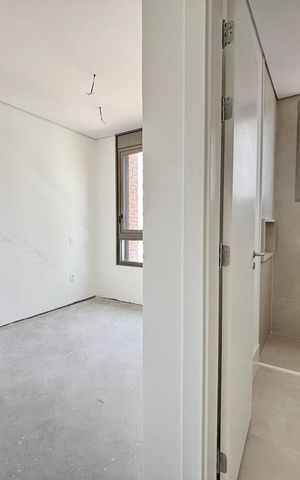 Apartamento à venda com 191m², 3 quartos e 3 vagas Apartamento à venda com 191m², 3 quartos e 3 vagasSuíte 2