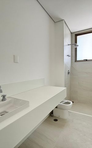 Apartamento à venda com 191m², 3 quartos e 3 vagas Apartamento à venda com 191m², 3 quartos e 3 vagasBanheiro da Suíte 3