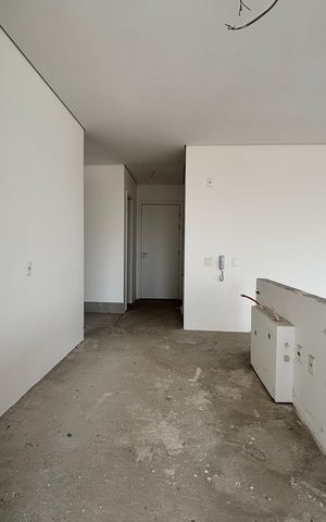 Apartamento à venda com 191m², 3 quartos e 3 vagas Apartamento à venda com 191m², 3 quartos e 3 vagasCozinha