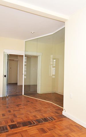 Casa à venda com 541m², 5 quartos e 6 vagasSala 3