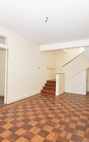 Casa à venda com 541m², 5 quartos e 6 vagasSala 1
