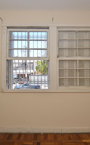 Casa à venda com 541m², 5 quartos e 6 vagasJanela do Quarto 1