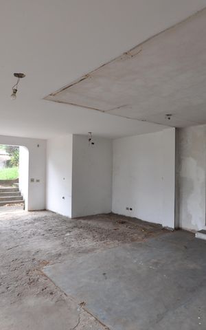 Casa à venda com 450m², 3 quartos e 3 vagasQuintal