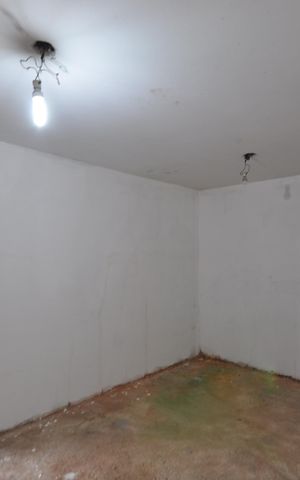 Casa à venda com 450m², 3 quartos e 3 vagasQuarto de Serviço