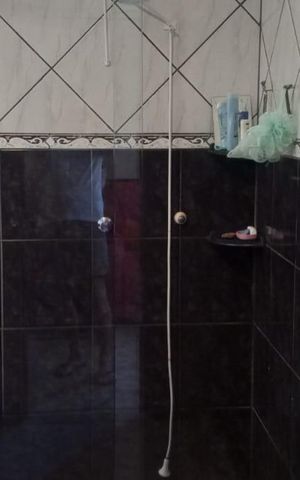 Casa para alugar com 75m², 2 quartos e 1 vaga Casa para alugar com 75m², 2 quartos e 1 vagaBanheiro Social