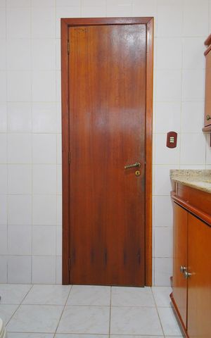 Casa para alugar com 415m², 4 quartos e 3 vagasBanheiro da Suíte