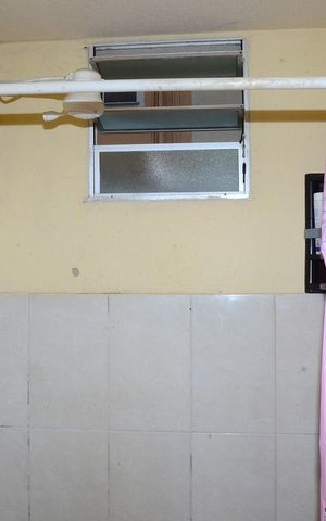 Apartamento para alugar com 54m², 2 quartos e sem vagaBanheiro
